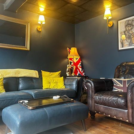 Sweet & Cosy 10 Bridewell Cottage With Parking Available Upon Request Bury St. Edmunds ภายนอก รูปภาพ