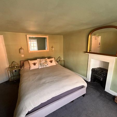 Sweet & Cosy 10 Bridewell Cottage With Parking Available Upon Request Bury St. Edmunds ภายนอก รูปภาพ