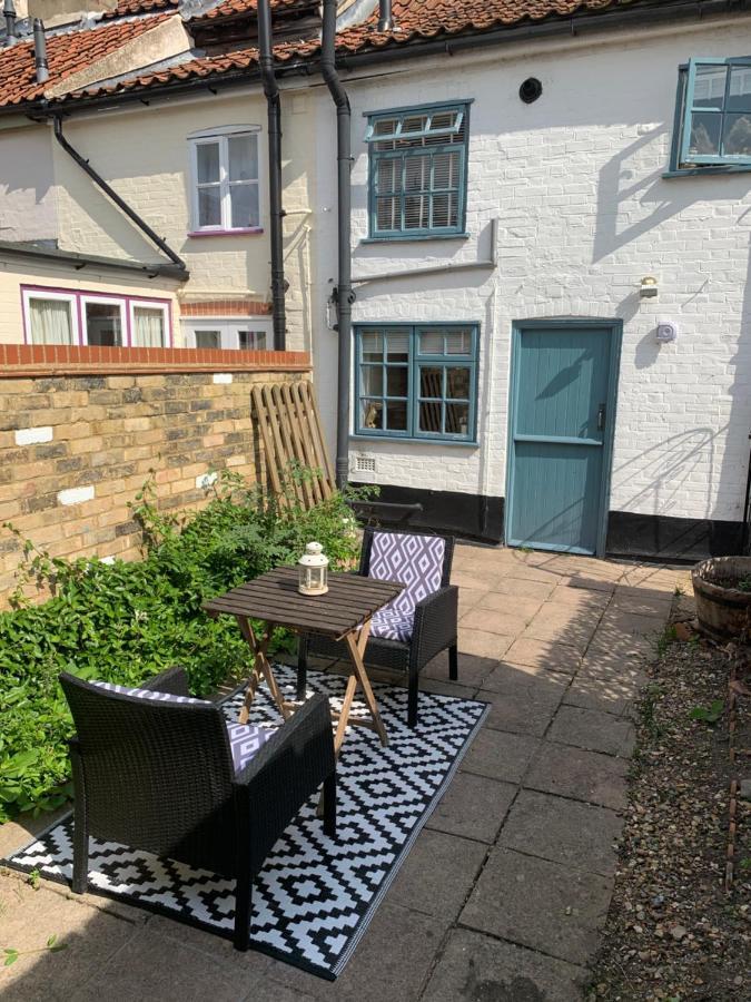 Sweet & Cosy 10 Bridewell Cottage With Parking Available Upon Request Bury St. Edmunds ภายนอก รูปภาพ