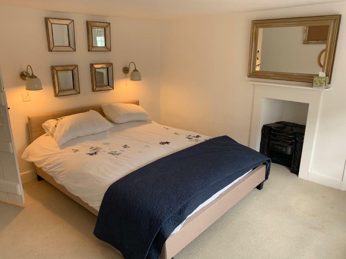 Sweet & Cosy 10 Bridewell Cottage With Parking Available Upon Request Bury St. Edmunds ภายนอก รูปภาพ