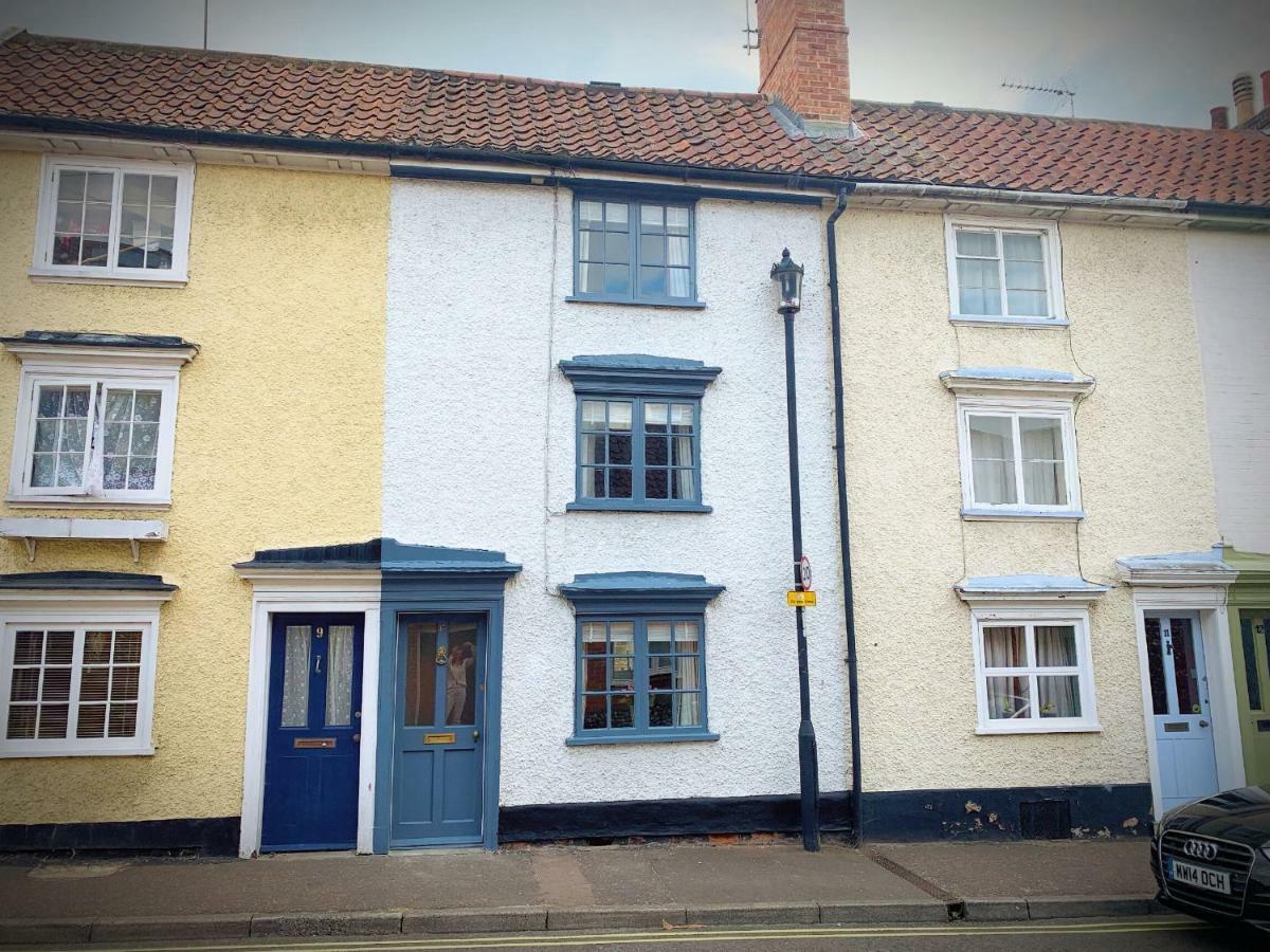Sweet & Cosy 10 Bridewell Cottage With Parking Available Upon Request Bury St. Edmunds ภายนอก รูปภาพ