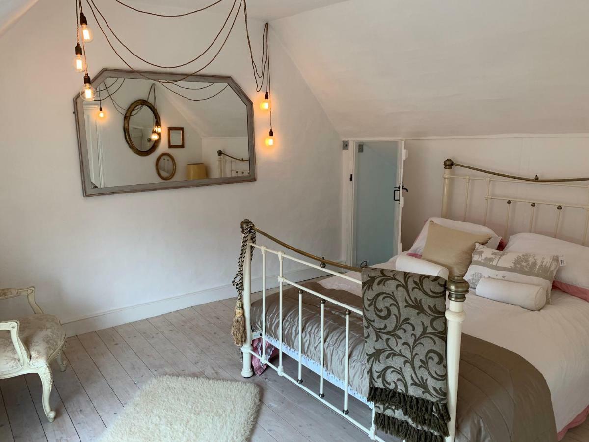 Sweet & Cosy 10 Bridewell Cottage With Parking Available Upon Request Bury St. Edmunds ภายนอก รูปภาพ